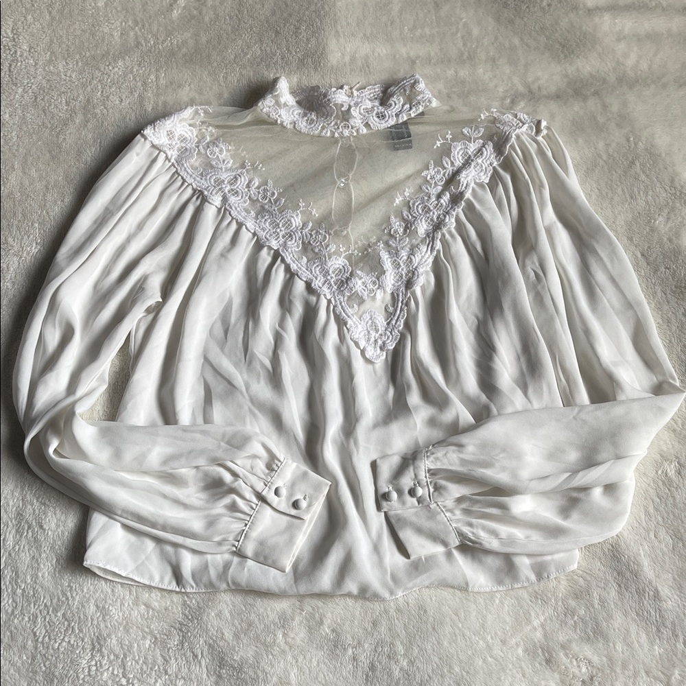 Forever 21 White Lace Detail Blouse